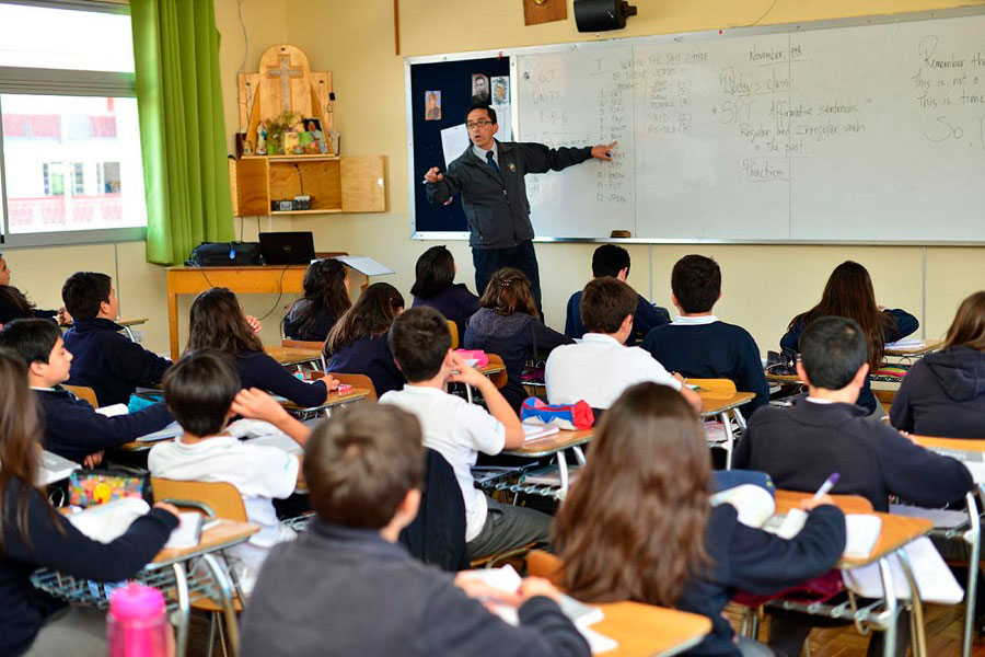 sala-clases-profesor-002